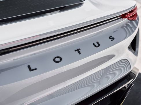Used 2026 Lotus Emira SE RWD image 12