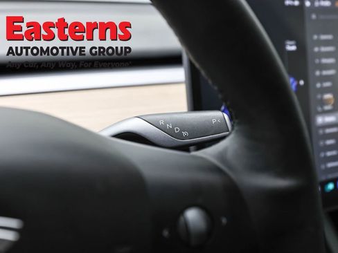 Used 2021 Tesla Model Y Long Range image 13