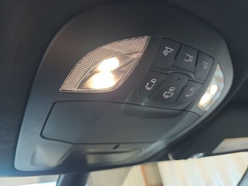 New 2026 Chrysler Pacifica Select AWD/4WD image 22