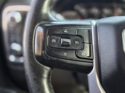 Used 2021 GMC Sierra 1500 SLT image 34