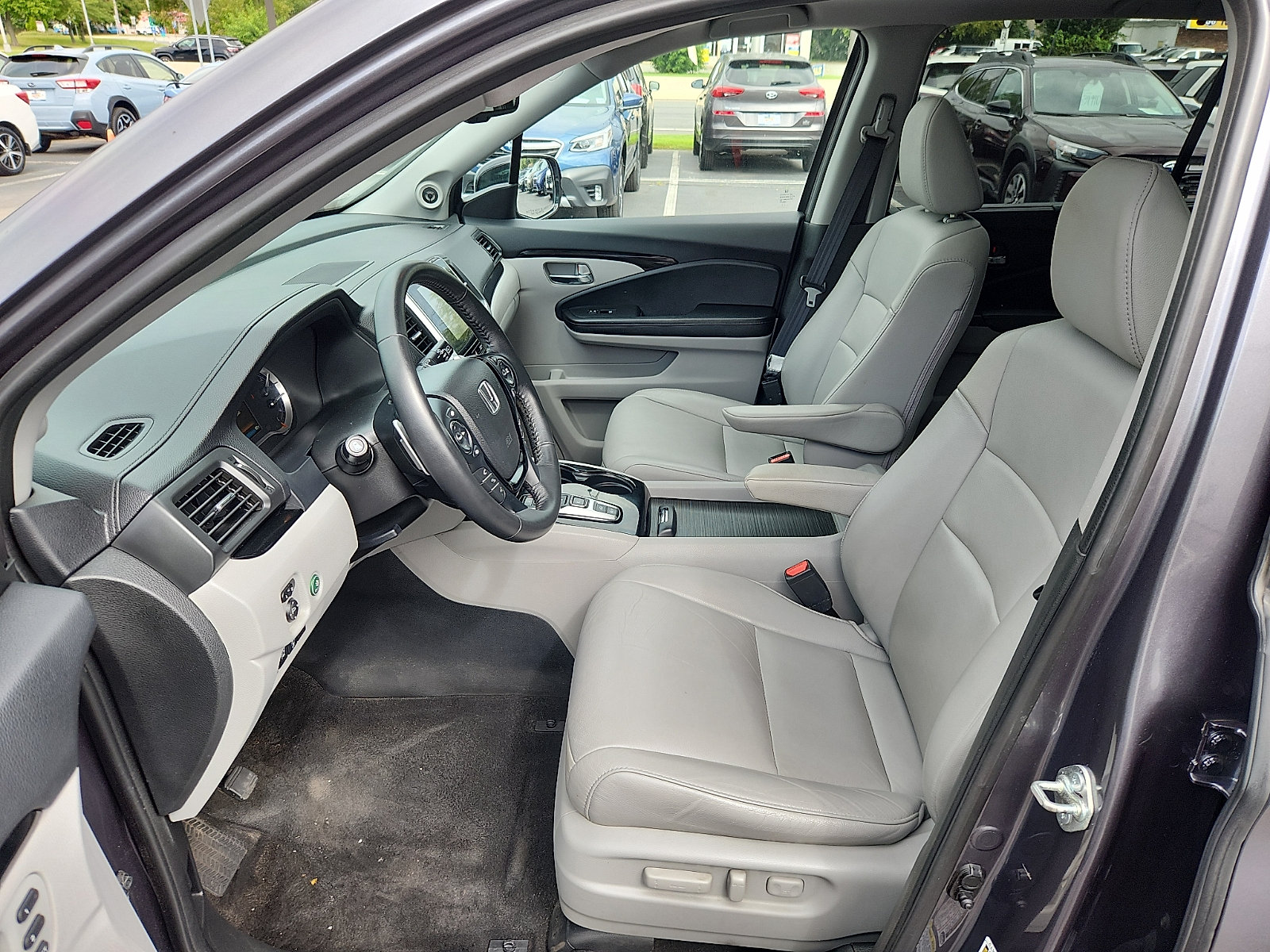 Used 2016 Honda Pilot Touring image 16