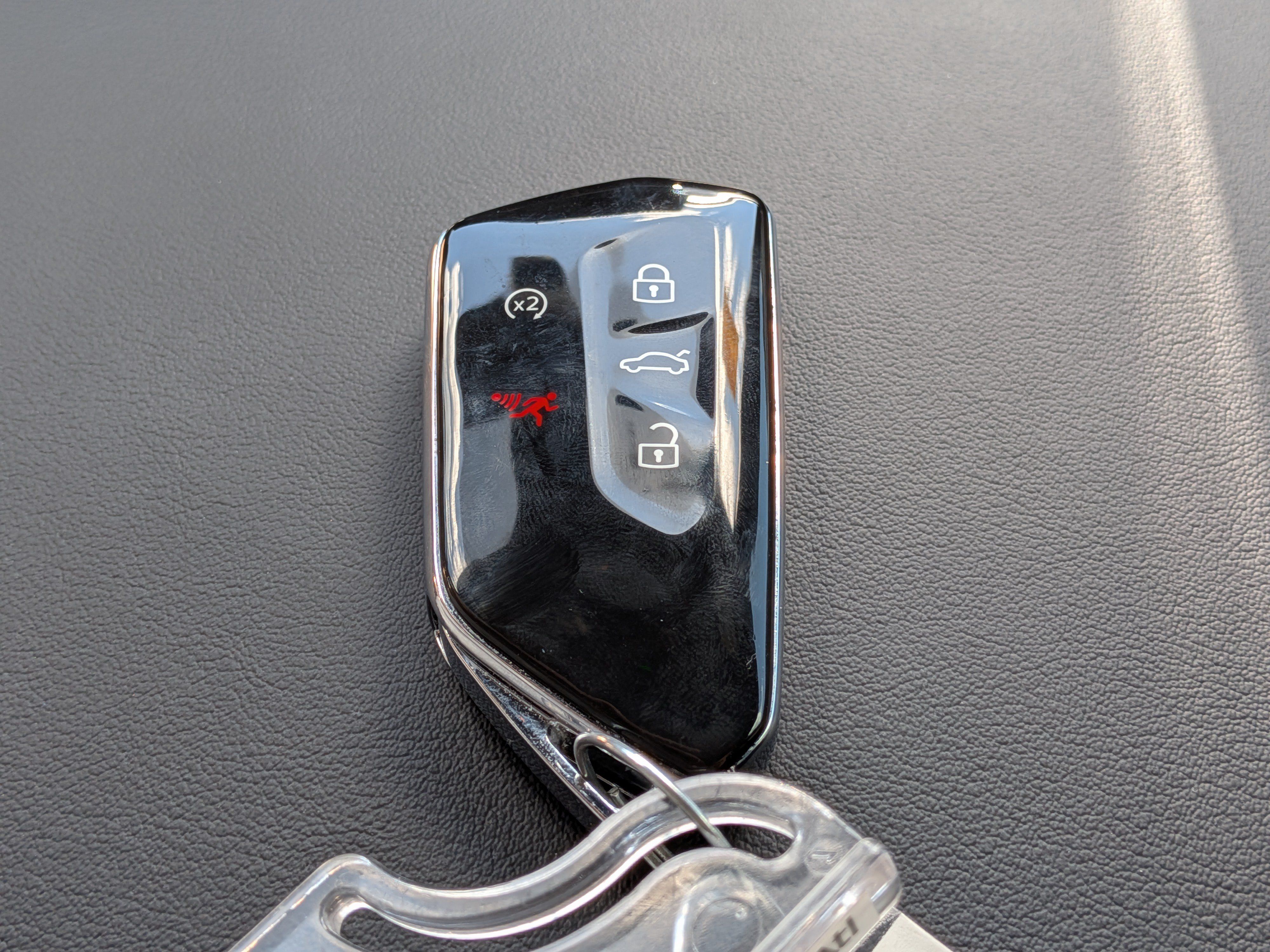 Used 2026 Volkswagen Atlas Cross Sport SE FWD image 34
