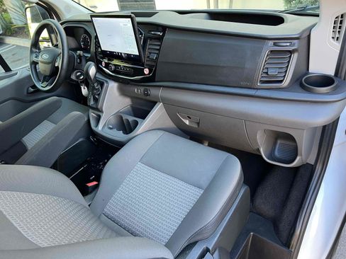 Used 2024 Ford Transit 350 XLT image 23