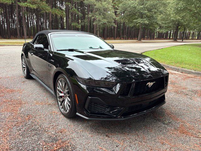 Used 2025 Ford Mustang GT Premium RWD image 35