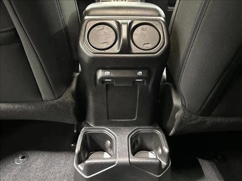 Used 2020 Jeep Wrangler Unlimited Sport S image 21