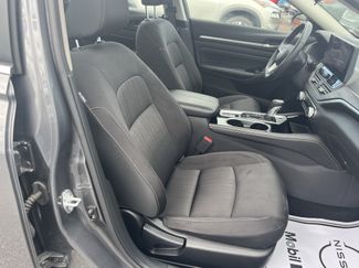 Used 2023 Nissan Altima 2.5 SV w/ SV Premium Package AWD/4WD video 3