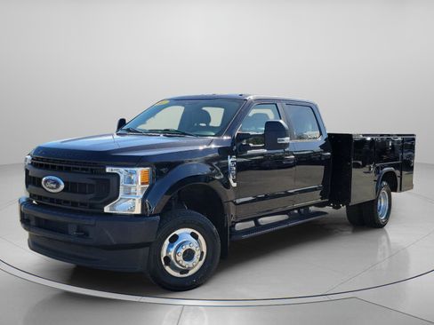 Used 2022 Ford F350 XL w/ Power Equipment Group image 2
