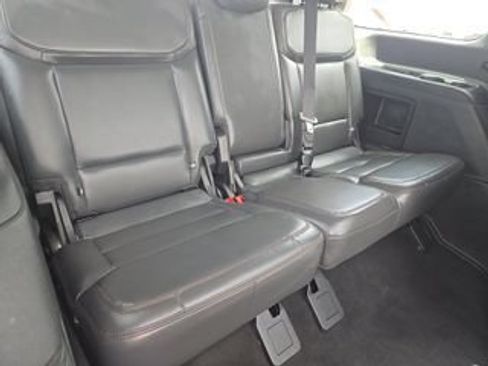 Used 2025 Ford Expedition Active AWD/4WD image 10