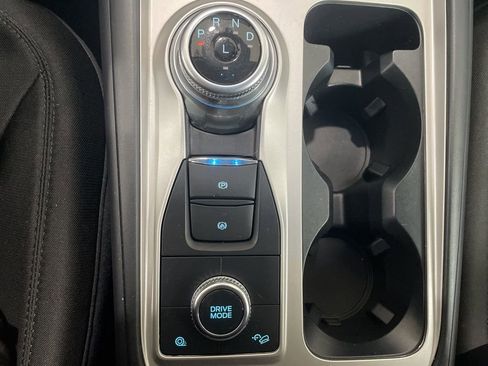 Used 2022 Ford Explorer XLT w/ Class IV Trailer Tow Package AWD/4WD image 26