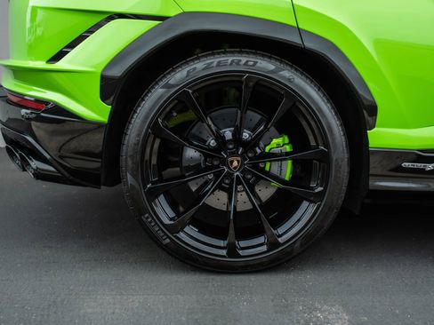 Used 2023 Lamborghini Urus S image 31
