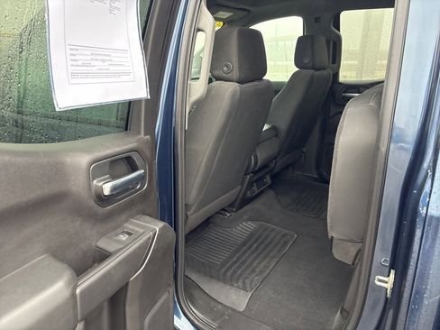 Used 2020 Chevrolet Silverado 1500 Custom w/ Custom Value Package image 8