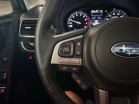 Used 2017 Subaru Forester 2.5i Touring AWD/4WD image 25