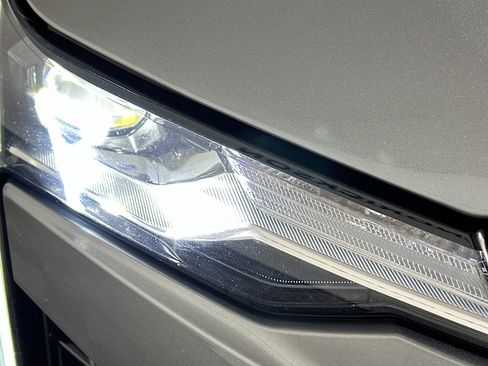 Used 2020 Cadillac CT4 Premium Luxury w/ Climate Package image 9