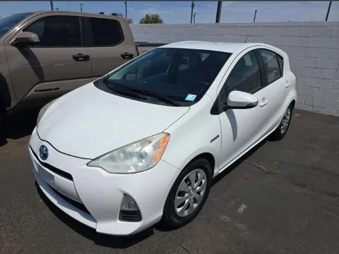 Used 2012 Toyota Prius C One FWD image 1