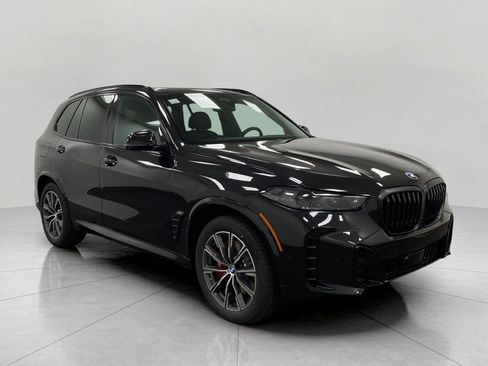 New 2026 BMW X5 xDrive40i w/ M Sport Package AWD/4WD image 1