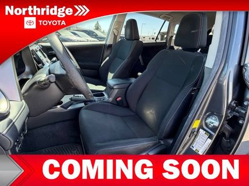 Used 2015 Toyota RAV4 XLE FWD image 6