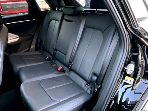 Used 2025 Audi Q3 2.0T Premium w/ Convenience Package image 19