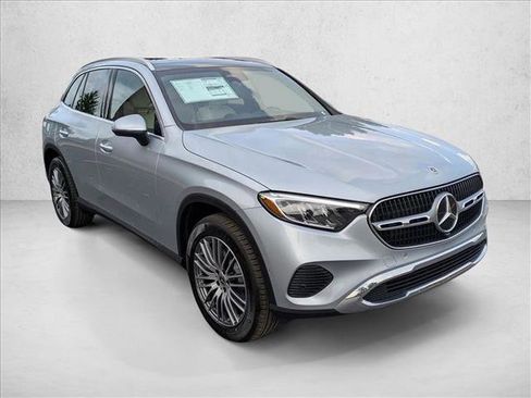 New 2026 Mercedes-Benz GLC 300 4MATIC image 3