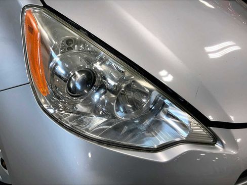 Used 2012 Toyota Prius C One image 26