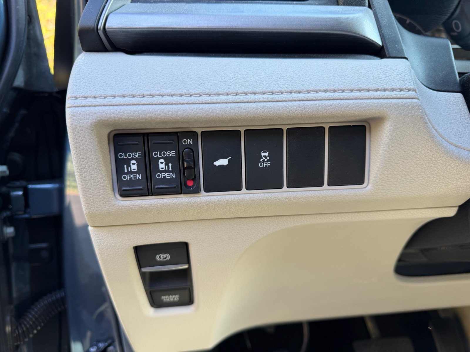 Used 2025 Honda Odyssey EX-L image 21