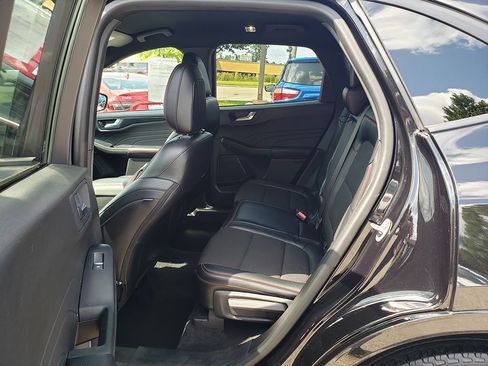 Certified 2023 Ford Escape ST-Line w/ Tech Pack #1 FWD image 11