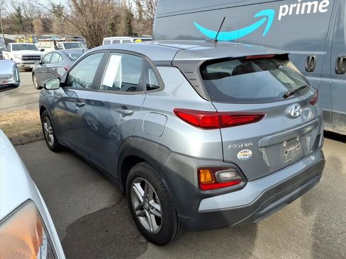 Used 2020 Hyundai Kona SE image 3