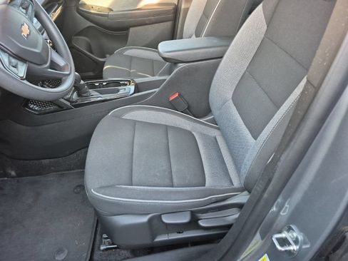 Used 2023 Chevrolet TrailBlazer LS AWD/4WD image 11