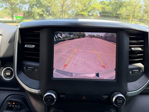 Used 2019 RAM 1500 Big Horn RWD image 18