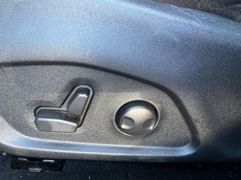 Used 2022 Jeep Compass Limited image 31