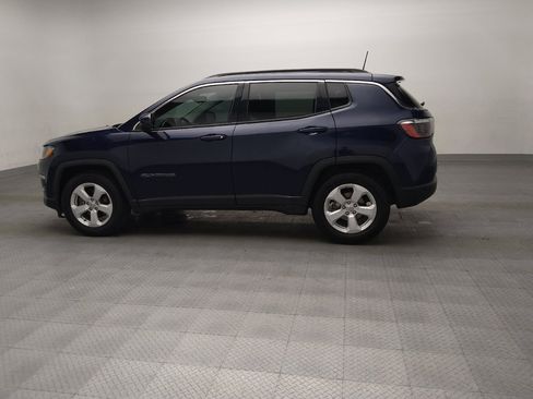Used 2021 Jeep Compass Latitude FWD image 3