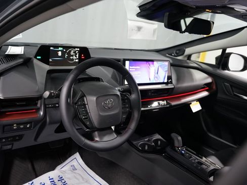 New 2026 Toyota Prius Plug-In Hybrid image 12