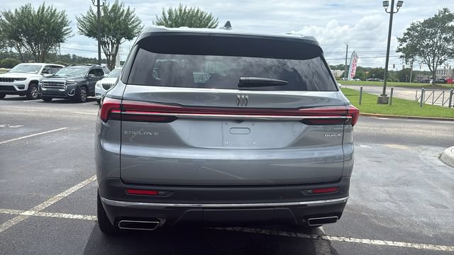 Used 2025 Buick Enclave Preferred FWD image 6