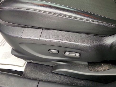 Used 2019 Buick Encore Preferred AWD/4WD image 11