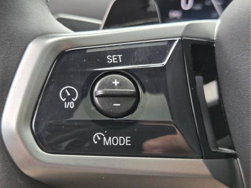 Certified 2026 BMW i5 eDrive40 w/ M Sport Package AWD/4WD image 34