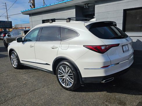Used 2023 Acura MDX SH-AWD w/ Advance Package image 4