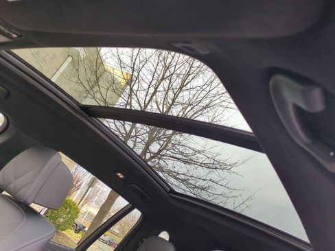 Certified 2023 BMW X7 xDrive40i w/ M Sport Package image 20