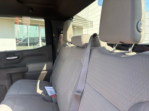 Used 2020 Chevrolet Silverado 1500 LT w/ Convenience Package AWD/4WD image 12