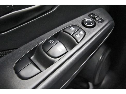 Certified 2025 Nissan Kicks Play S FWD image 20