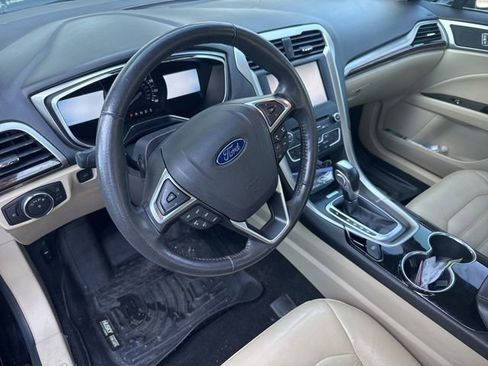 Used 2016 Ford Fusion SE w/ Equipment Group 202A FWD image 26