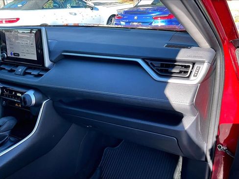 Used 2023 Toyota RAV4 LE image 18