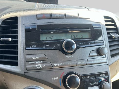 Used 2009 Toyota Venza FWD image 26