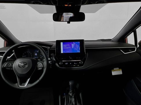Used 2025 Toyota Corolla SE FWD image 30