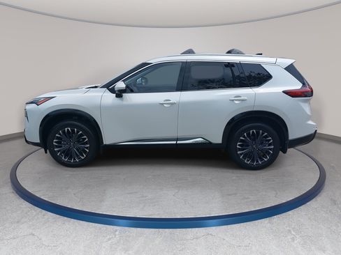 Used 2026 Nissan Rogue Platinum w/ Platinum Premium Package AWD/4WD image 8