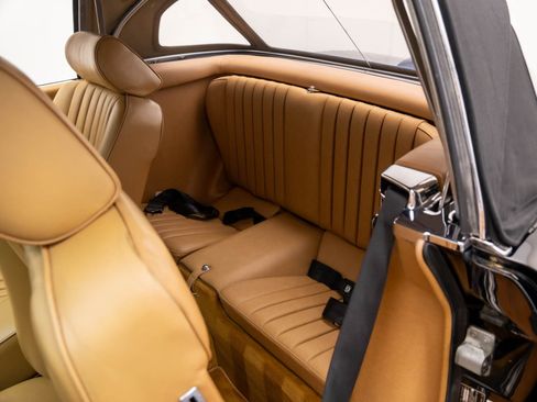 Used 1987 Mercedes-Benz 560 SL image 19