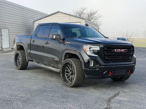 Used 2019 GMC Sierra 1500 AT4 w/ AT4 Premium Package image 2