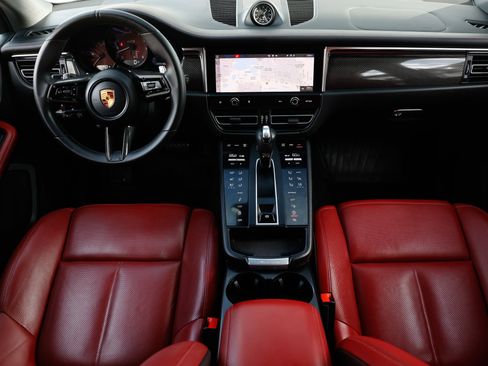 Used 2023 Porsche Macan GTS image 26