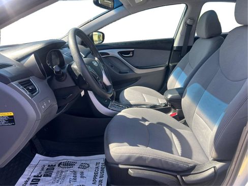 Used 2013 Hyundai Elantra GLS w/ Preferred Pkg FWD image 10