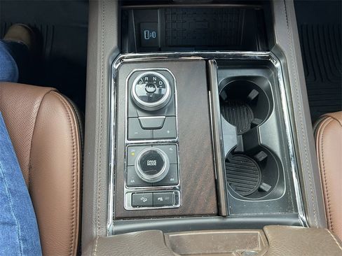 Used 2024 Ford Expedition Max King Ranch image 20