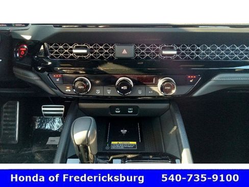 Certified 2025 Honda Accord Sport image 19