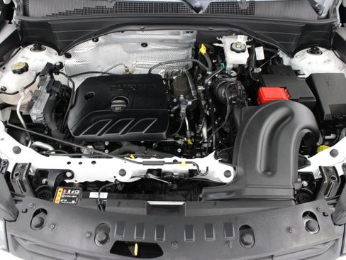 Used 2025 Chevrolet TrailBlazer LT w/ Driver Confidence Package FWD image 36